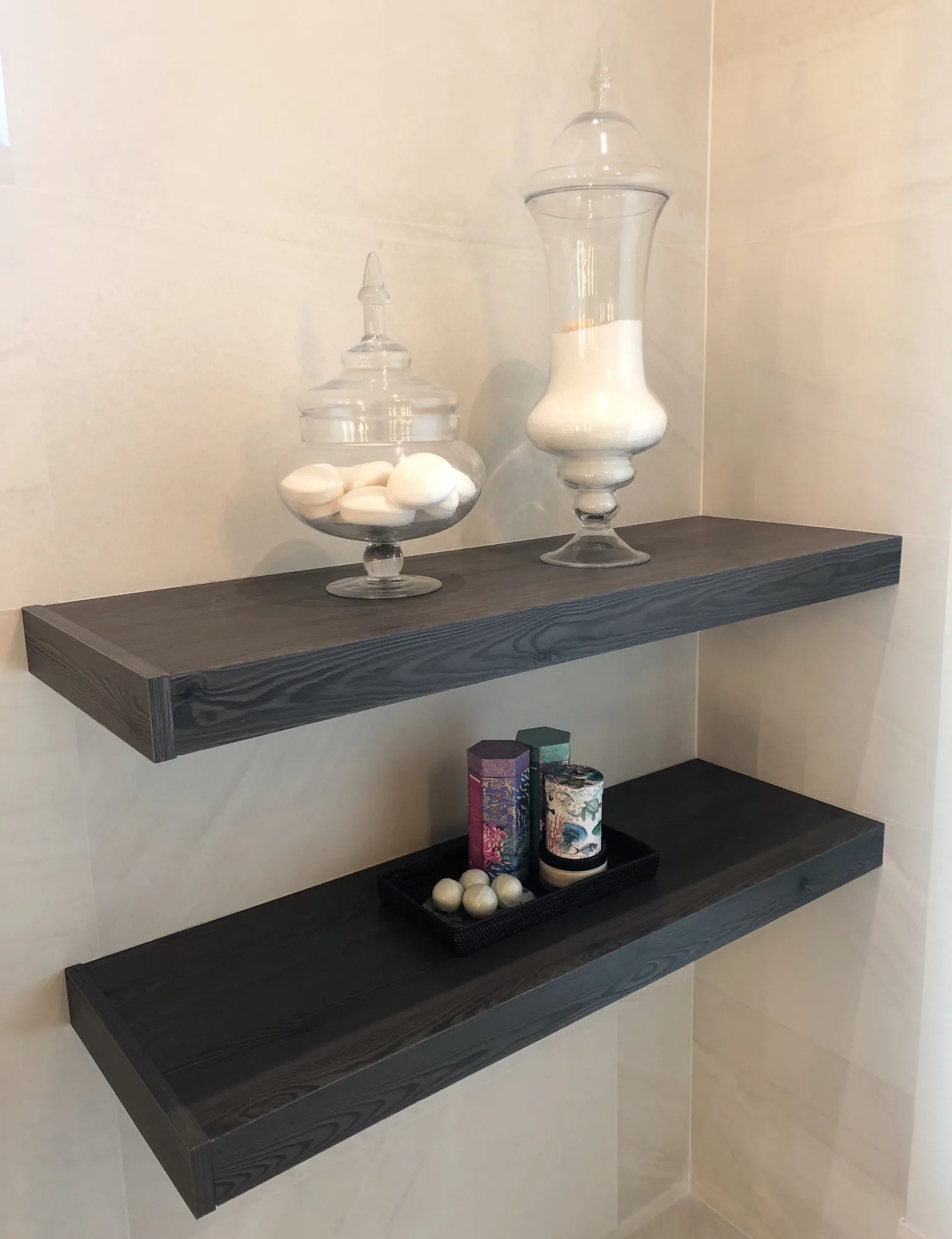 Wall-mounted floating console shelves