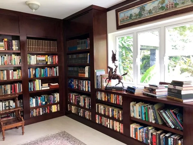 Built-in study and library shelving
